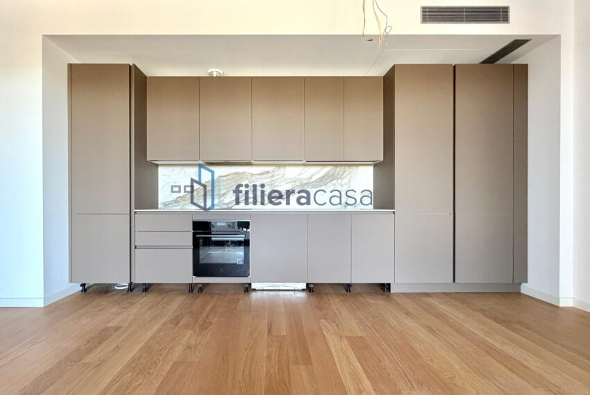 CUCINA BILOCALE SCALA A ANGOLARE (1)