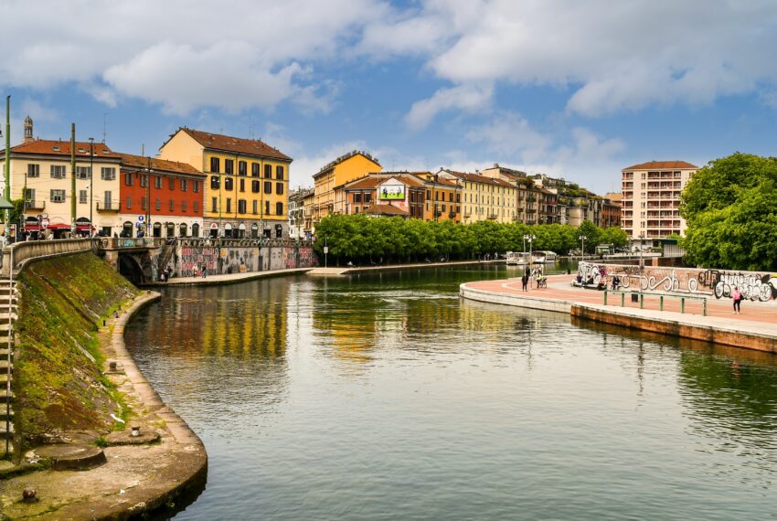 Milan,,Lombardy,,Italy,-,04,29,2024:,Elevated,View,Of